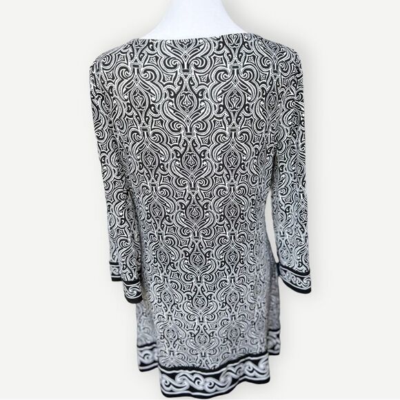 White House Black Market Notch Neck Abstract Print Tunic Mini Dress. Medium. - Picture 3 of 8